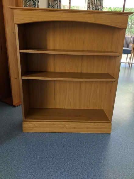 Photo of free Small bookcase (Highfields) #1