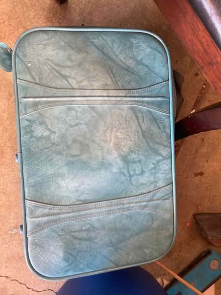 Photo of free Aqua colored vintage small suitcase (Foothill Boulevard Cupertino) #1