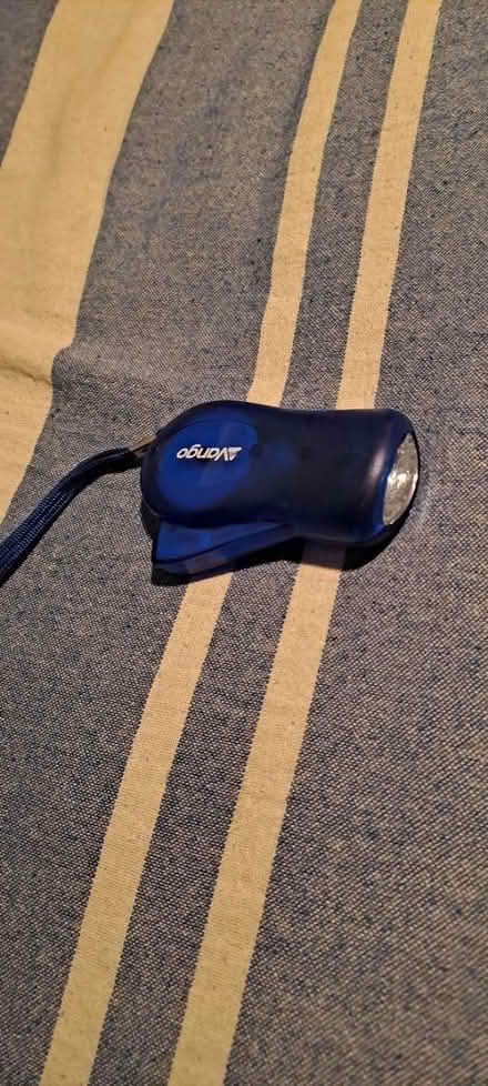 Photo of free Hand crank Torch (Sw19 2rr) #1