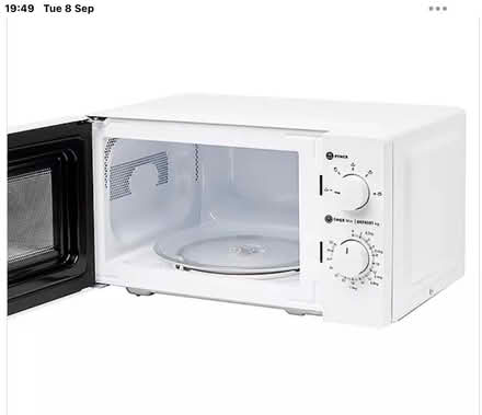 Photo of free Microwave (Fintry DD4) #1