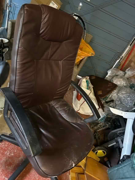 Photo of free Office chair (AL3 near Waitrose) #2