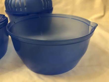 Photo of free Six plastic pots (Harrogate HG2) #1