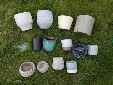 Photo of free Plant pots - ceramic - job lot (AL1 Sopwell) #1