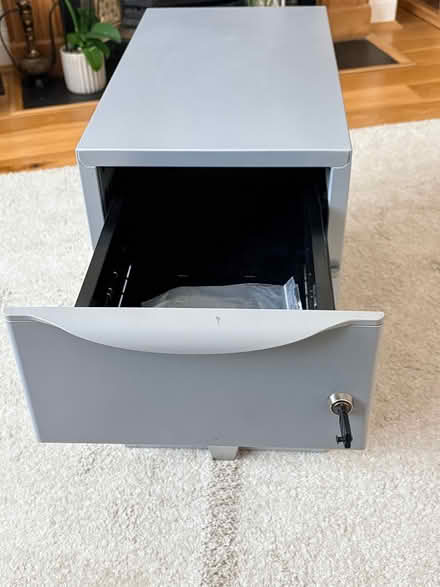 Photo of free Filing caninet (Bushey WD23) #3