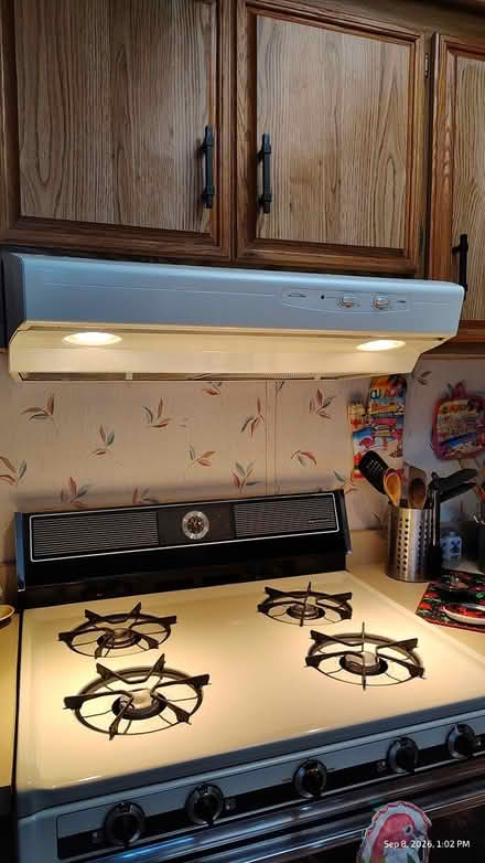 Photo of free Refrigerator,stove gas,range hood (Settlers rest rv park) #3