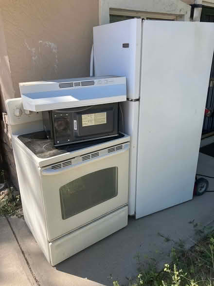 Photo of free Stove refrigerator microwave (Fountain) #1
