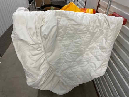 Photo of free 4 pillows 2 Matt protectors (Se6 2ha) #4