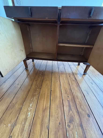 Photo of free Bedroom dresser w/ drawer/cupboard (Stoke Newington N16) #3