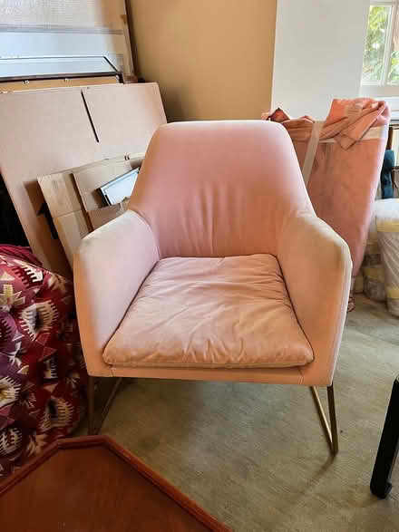 Photo of free Pink Velvet Chair (Barons Court W14) #1