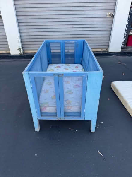 Photo of free Antique wood and mesh baby crib (Davis) #4