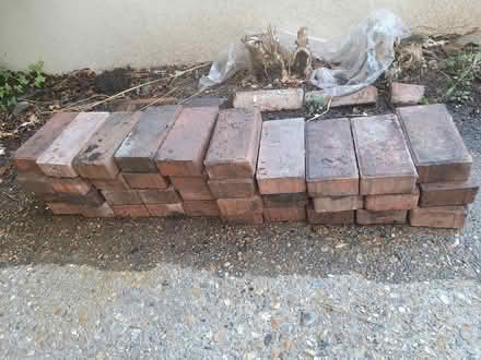 Photo of free 36 bricks (Tooting Broadway) #2