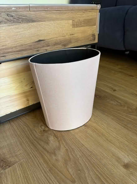 Photo of free Waste bin (Surbiton KT5) #2