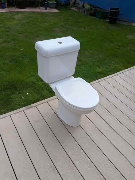 Photo of free Close coupled toilet (Bomere Heath SY4 3LR) #1