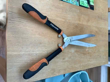 Photo of free Garden shears (Melksham SN12) #1