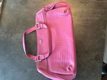Photo of free Pink ladies hand bag (Elm Park RM12) #3