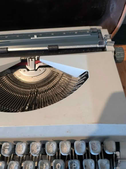 Photo of free Old typewriter not working (BR1 bickley) #3