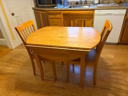 Photo of free Wooden kitchen table with chairs (Elm street opposite Aquavia rd) #2
