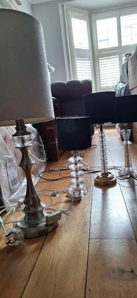 Photo of free Four working lamps (Lion Gate TW9) #1