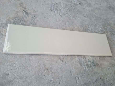 Photo of free Off white/cream tiles (Red Scar PR2) #3