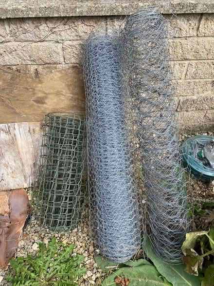 Photo of free Wire & plastic fencing (Northmoor OX29) #1