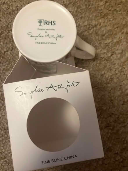 Photo of free Mug (Surbiton KT5) #2