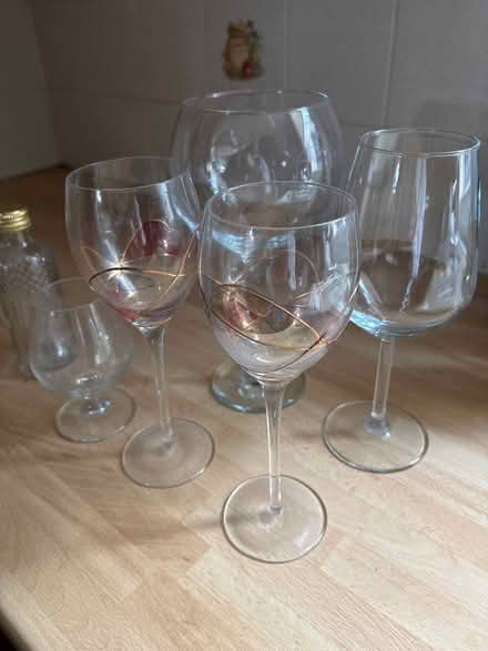 Photo of free Collection of glasses (Belle Vue SY3) #1