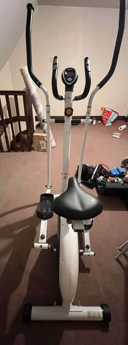 Photo of free V-Fit 2-in-1 Cycle Cross Trainer: (Fobbing SS17) #1