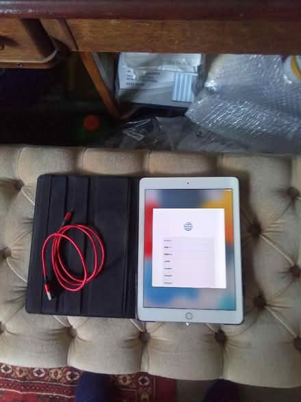Photo of free Apple Ipad (The Ronkswood WR5) #3