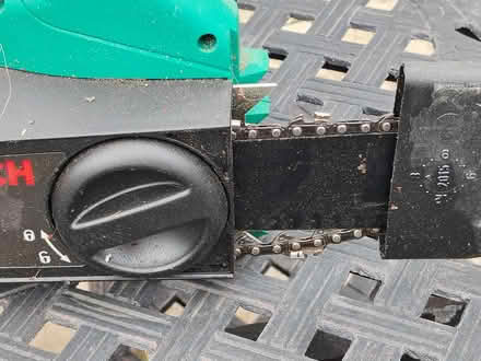 Photo of free Bosh electric chainsaw (Clewer Green SL4) #2