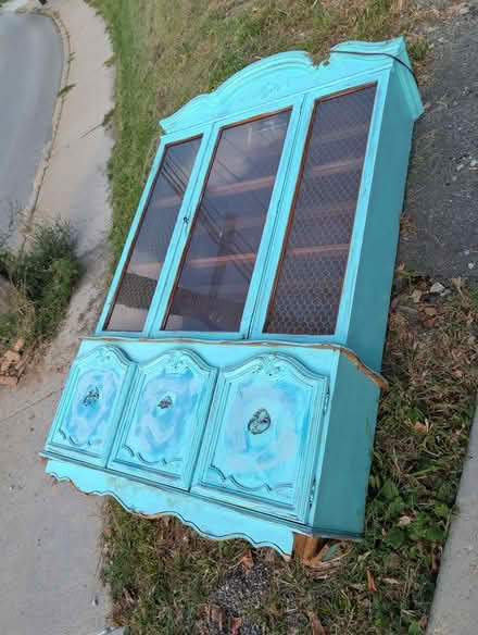 Photo of free cabinet Brookline (Brookline) #1