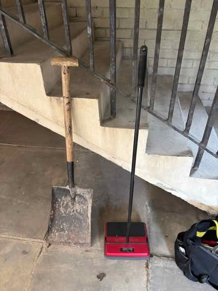 Photo of free Carpet sweeper (Paisley PA1) #1