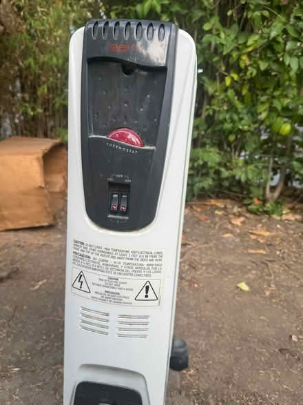 Photo of free Radiator Space Heater (Near burgess park) #2