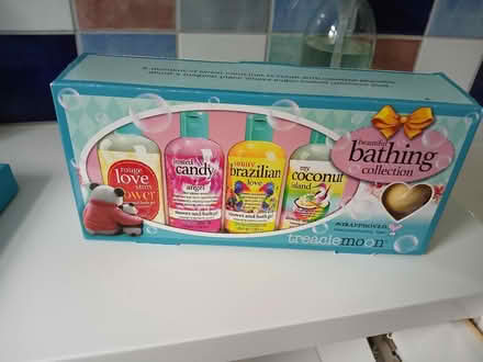 Photo of free Shower/bath gels (Henley in Arden B95) #1