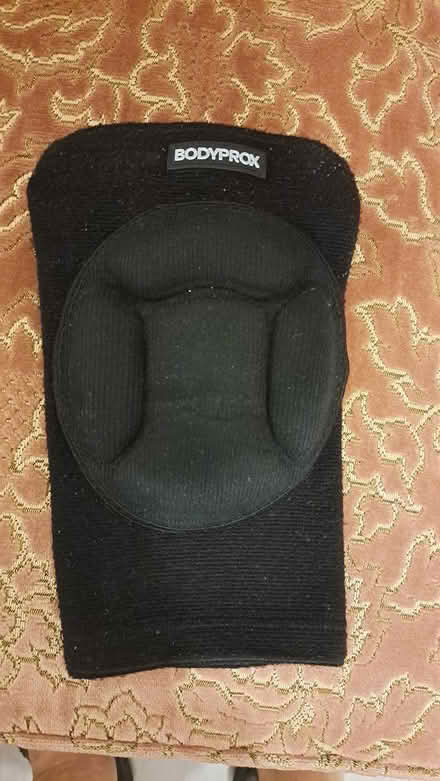 Photo of free Another padded knee support (Hatfield AL10) #1