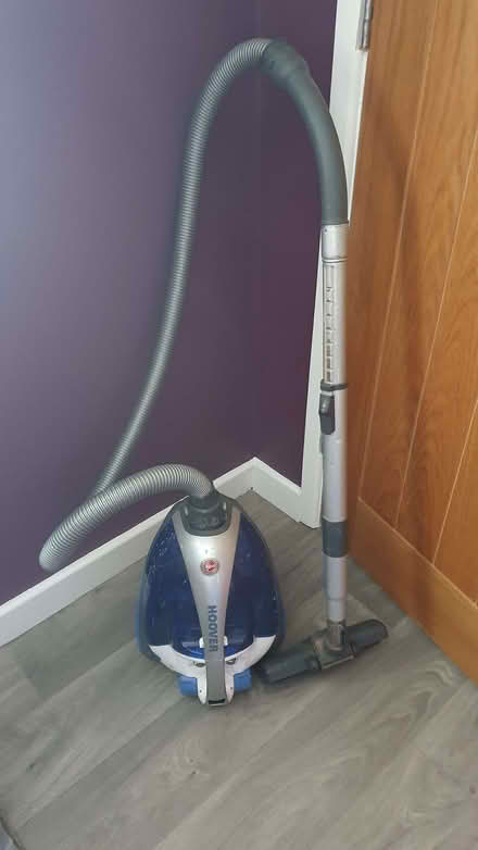Photo of free Hoover cylinder vacuum cleaner (Boulton Moor DE24) #1
