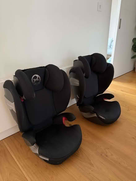 Photo of free Car seat - Cybex Solution S-Fix Group 2/3 (x2) (Bents Green S11) #1