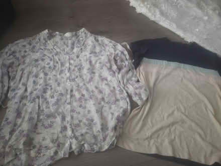 Photo of free Tops (Harlesden NW10) #1