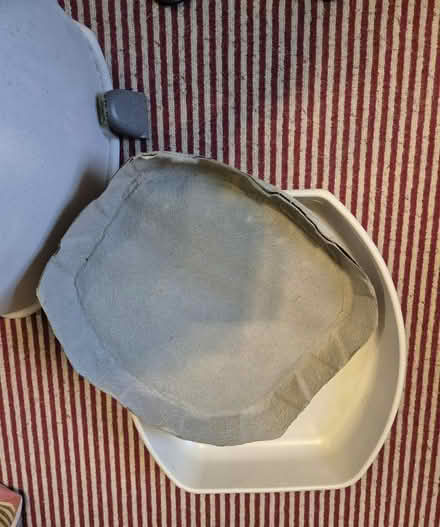 Photo of free Cat box (Westgate CT8) #3