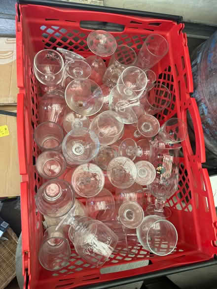 Photo of free Large collection of pub style glasses (North Benfleet SS13) #1