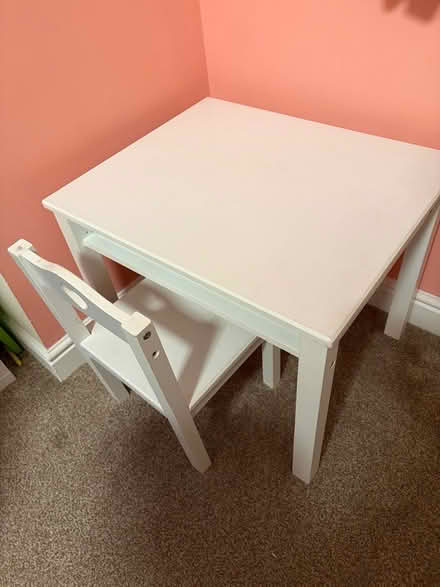 Photo of free Small childrens desk 1-5y (Tooting SW17) #2
