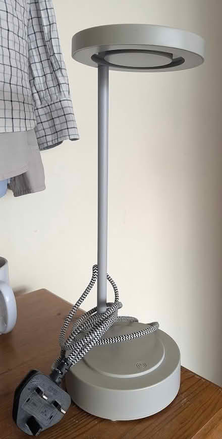 Photo of free LED table desk lamp (Sankey Bridges WA5) #1