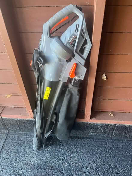 Photo of free Leaf Blower/Vac (Shefford) #2