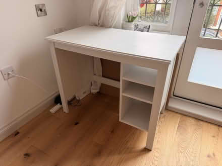 Photo of free Desk (Highbury N5) #1