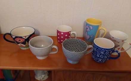 Photo of free Mugs (Bare LA4) #2