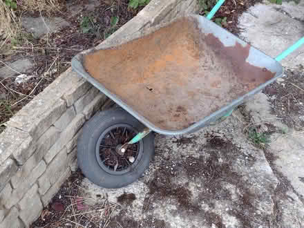 Photo of free Wheelbarrow, needs TLC (Horsell GU21) #2