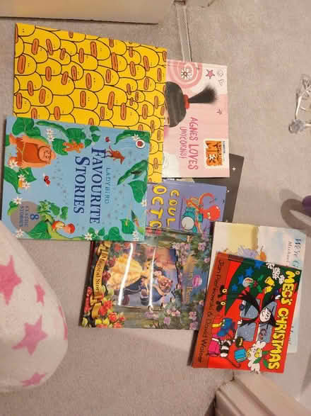Photo of free Books (Chessington KT9) #1
