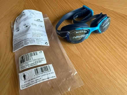 Photo of free Swimming goggles - new and unused - blue (Lower Earley RG6) #1