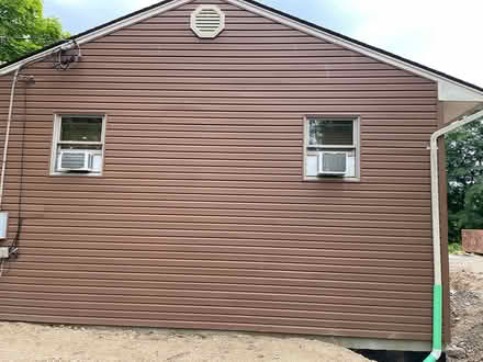 Photo of free Brown vinyl siding used (Between New Paltz and Gardiner) #3