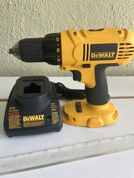 Photo of free Dewalt DC970 drill (Nr Fresh Pond & Mt Auburn Cem.) #1