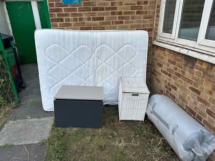 Photo of free Mattress and dirty cloths basket (Se5 8at) #2